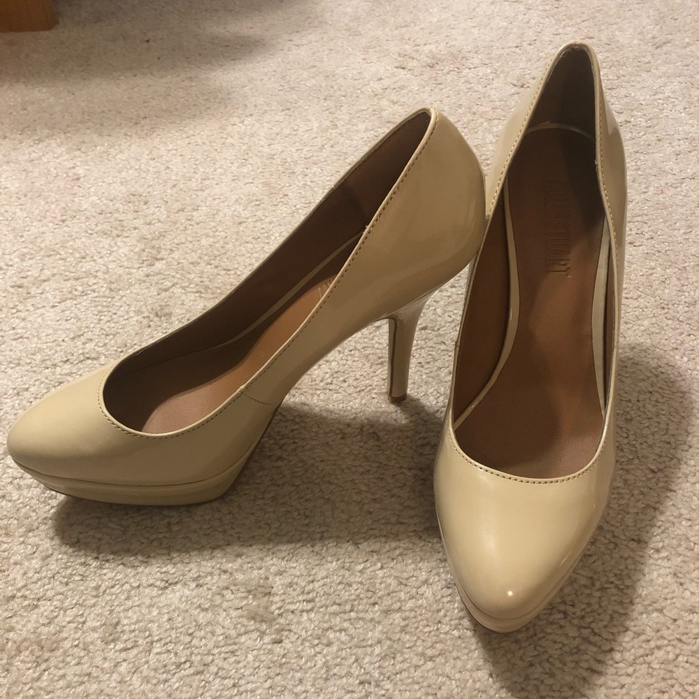 Colin Stuart nude pumps size 8.5